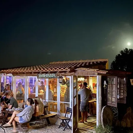 Da Silva Surfcamp 7 Bettzimmer Mit Fruehstueck Lägenhet *